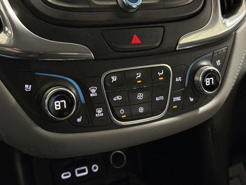 Used 2020 Chevrolet Equinox Premier image 16