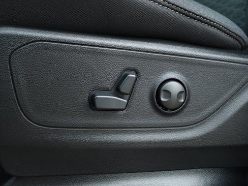 New 2026 RAM 1500 Big Horn w/ Night Edition RWD image 24