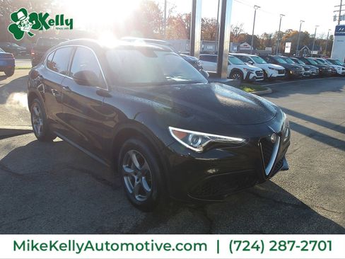 Used 2018 Alfa Romeo Stelvio AWD image 1