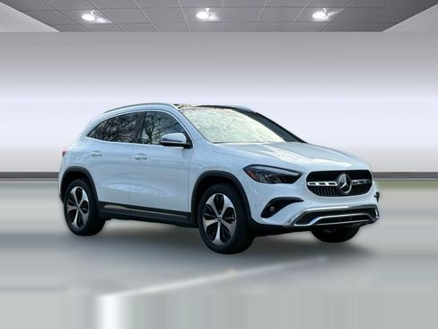Used 2025 Mercedes-Benz GLA 250 image 6
