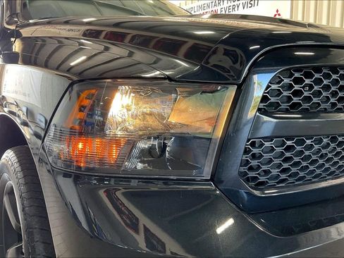 Used 2019 RAM 1500 Express w/ Wheel & Sound Group AWD/4WD image 24