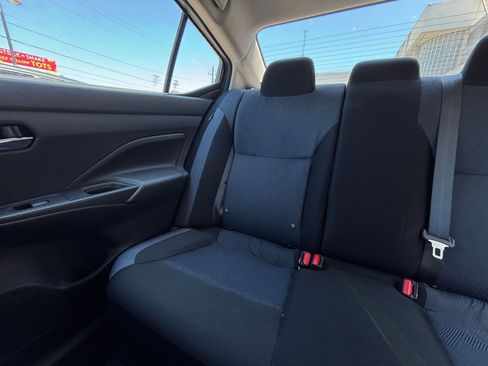 Used 2025 Nissan Versa SV FWD image 38