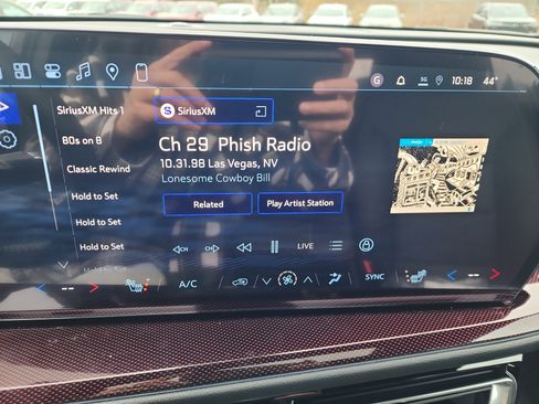 New 2026 Chevrolet Traverse Z71 image 18