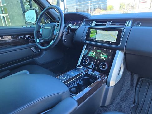 Used 2022 Land Rover Range Rover Westminster Edition image 18
