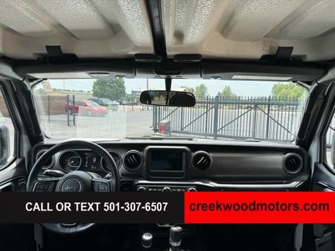 Used 2019 Jeep Wrangler Unlimited Sport S AWD/4WD image 14