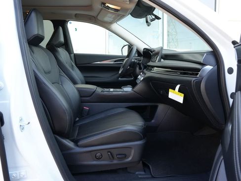 New 2027 INFINITI QX60 Luxe w/ Cargo Package FWD image 23