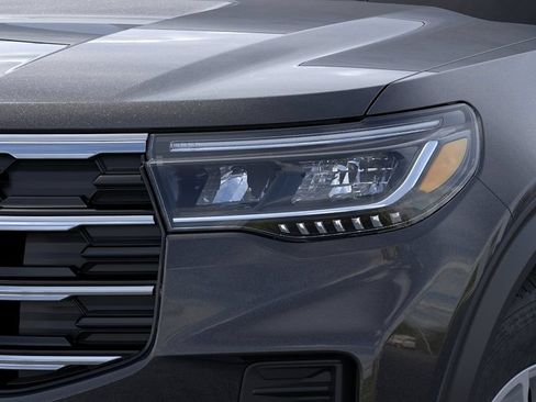 New 2026 Ford Explorer Active AWD/4WD image 18