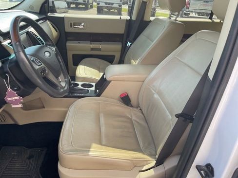 Used 2019 Ford Flex Limited image 7