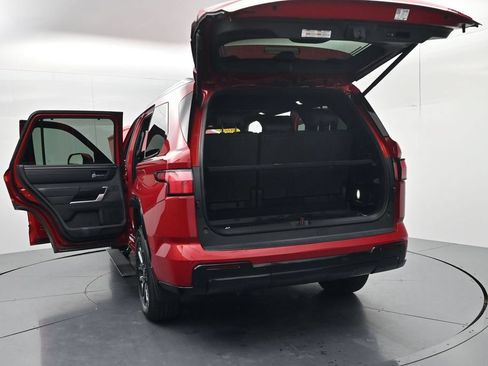 Used 2025 Toyota Sequoia Platinum AWD/4WD image 71