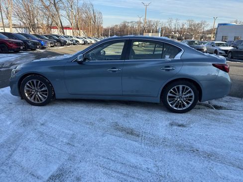 Used 2019 INFINITI Q50 Luxe w/ Essential Package (3.0T Luxe) image 2