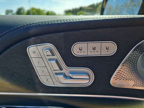 New 2026 Mercedes-Benz GLS 450 4MATIC image 30