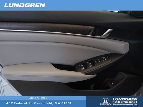 Used 2018 Honda Accord EX image 14