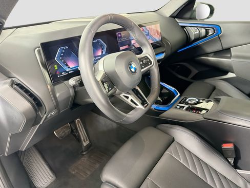 Certified 2025 BMW X3 xDrive30i w/ M Sport Package image 10