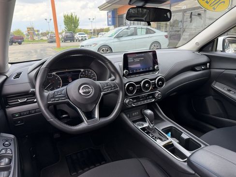 Used 2025 Nissan Sentra SV w/ All-Weather Package FWD image 11