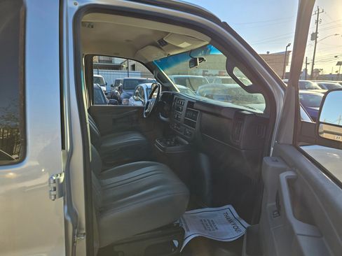 Used 2016 Chevrolet Express 2500 LS image 35