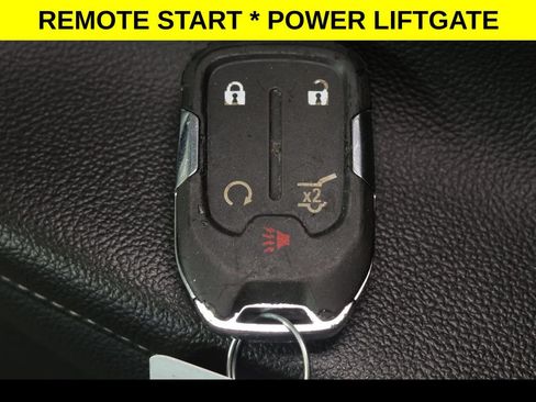 Used 2022 GMC Terrain SLE w/ Driver Convenience Package AWD/4WD image 9