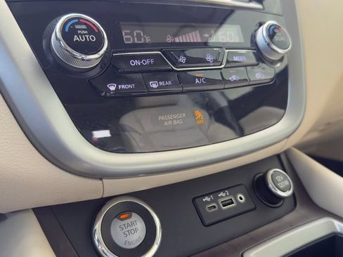 Used 2020 Nissan Murano Platinum w/ Cargo Package FWD image 26