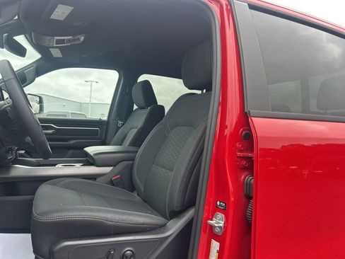 Used 2025 RAM 1500 Big Horn AWD/4WD image 5