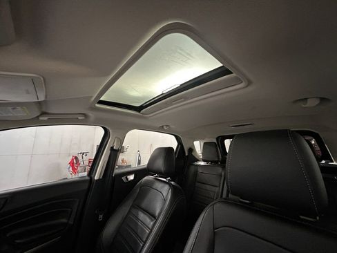 Used 2021 Ford EcoSport Titanium image 25