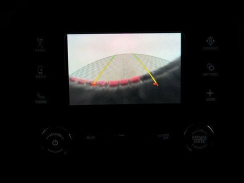 Used 2021 Jeep Wrangler Sport S image 17