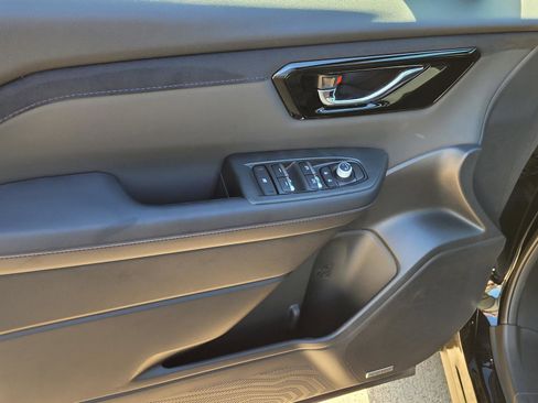 New 2025 Subaru Forester Limited image 4