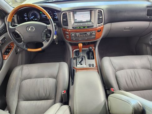 Used 2006 Lexus LX 470 4WD image 14