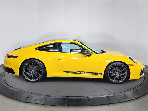 Used 2024 Porsche 911 Carrera T image 8