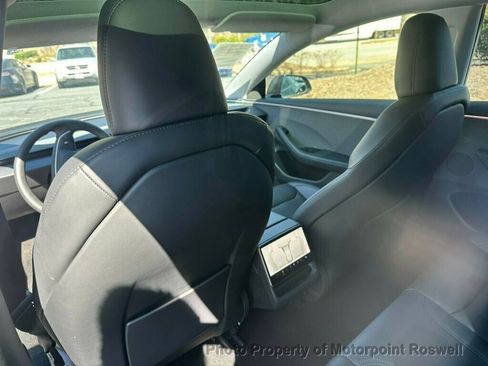 Used 2024 Tesla Model 3 RWD image 19