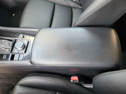 Used 2024 MAZDA MAZDA3 s FWD image 17