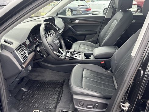 Certified 2023 Audi Q5 2.0T Premium w/ Convenience Package image 6