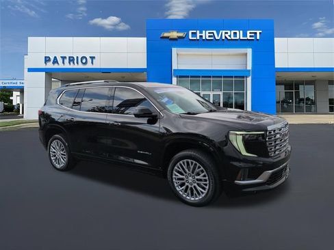 Used 2025 GMC Acadia Denali AWD/4WD image 4