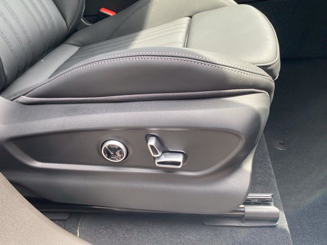 Used 2025 Maserati Grecale GT AWD/4WD image 35