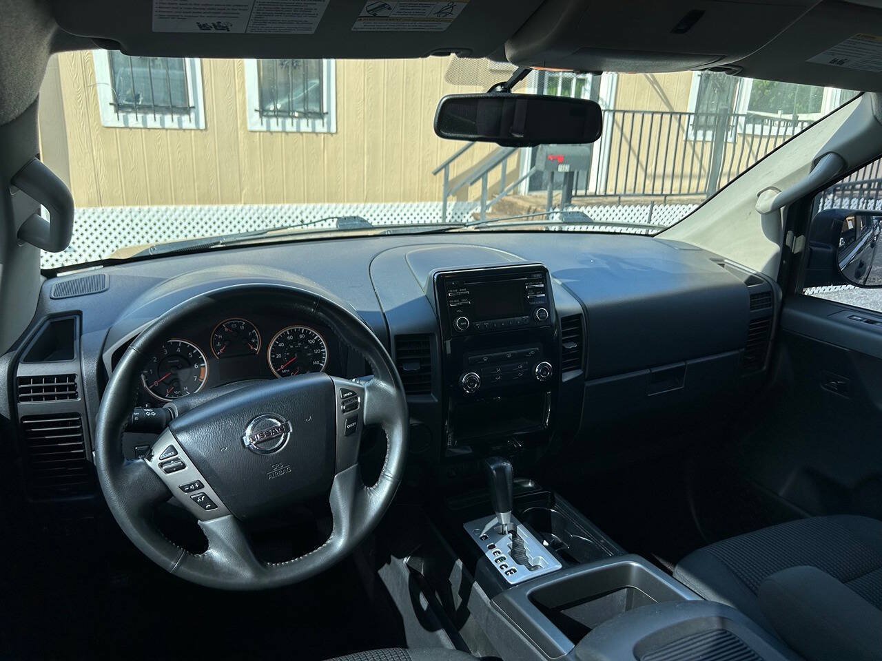 Used 2014 Nissan Titan SV w/ SV Value Truck Package RWD image 13