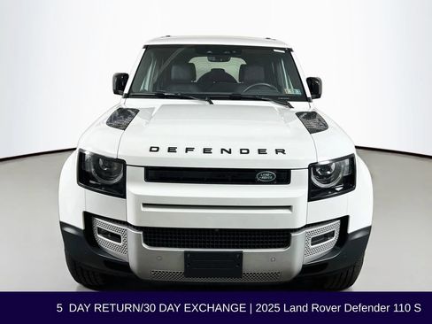 Used 2025 Land Rover Defender 110 S AWD/4WD image 2
