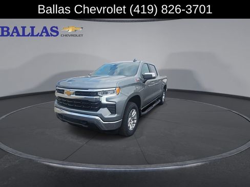 Certified 2025 Chevrolet Silverado 1500 LT AWD/4WD image 3