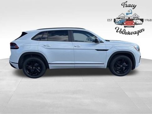 New 2026 Volkswagen Atlas Cross Sport SEL R-Line image 8