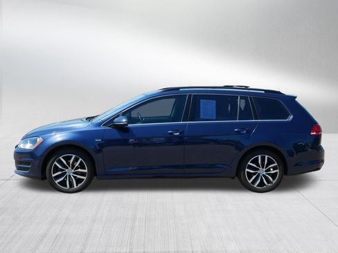 Used 2016 Volkswagen Golf Limited Edition FWD image 4