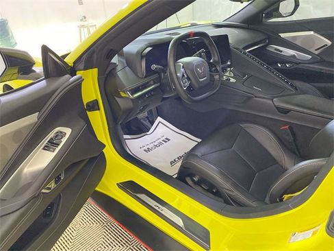 Used 2023 Chevrolet Corvette Stingray w/ Battery Protection Package image 21