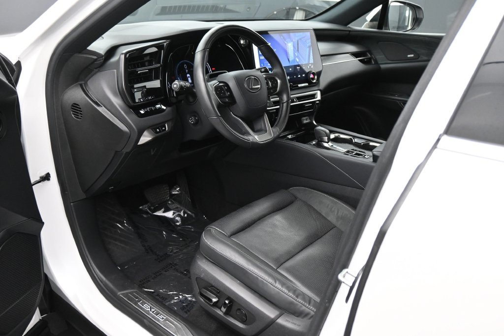 Used 2023 Lexus RX 350 FWD w/ Cold Area Package image 2