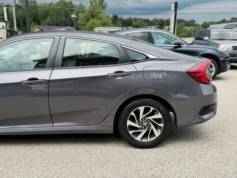 Used 2016 Honda Civic EX image 8