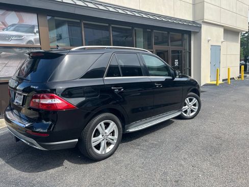 Used 2013 Mercedes-Benz ML 350 4MATIC image 6