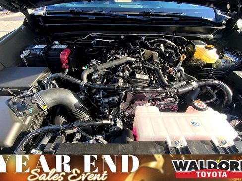 New 2025 Toyota Tacoma TRD Off-Road image 14