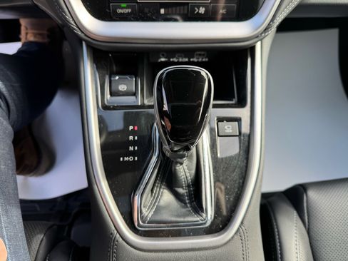 Used 2023 Subaru Outback Touring XT image 30