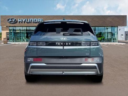 New 2026 Hyundai Ioniq 5 SEL AWD/4WD image 6