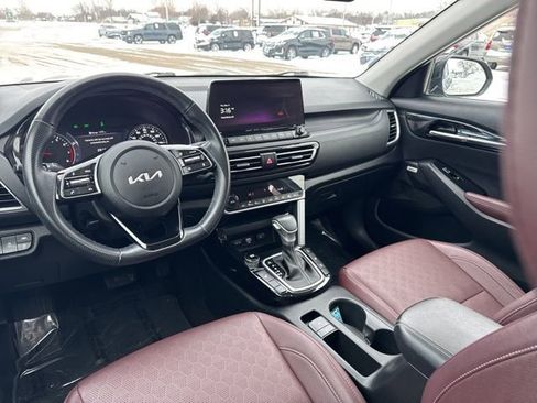 Used 2022 Kia Seltos SX image 6