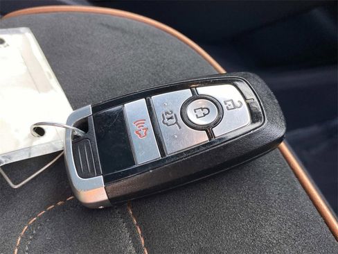 Used 2022 Ford Mustang Mach-E GT image 9