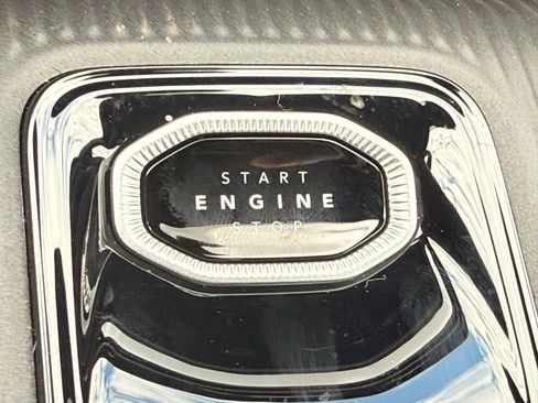 New 2026 Jeep Cherokee Laredo image 17