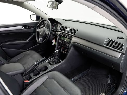 Used 2014 Volkswagen Passat 1.8T Wolfsburg Edition FWD image 21