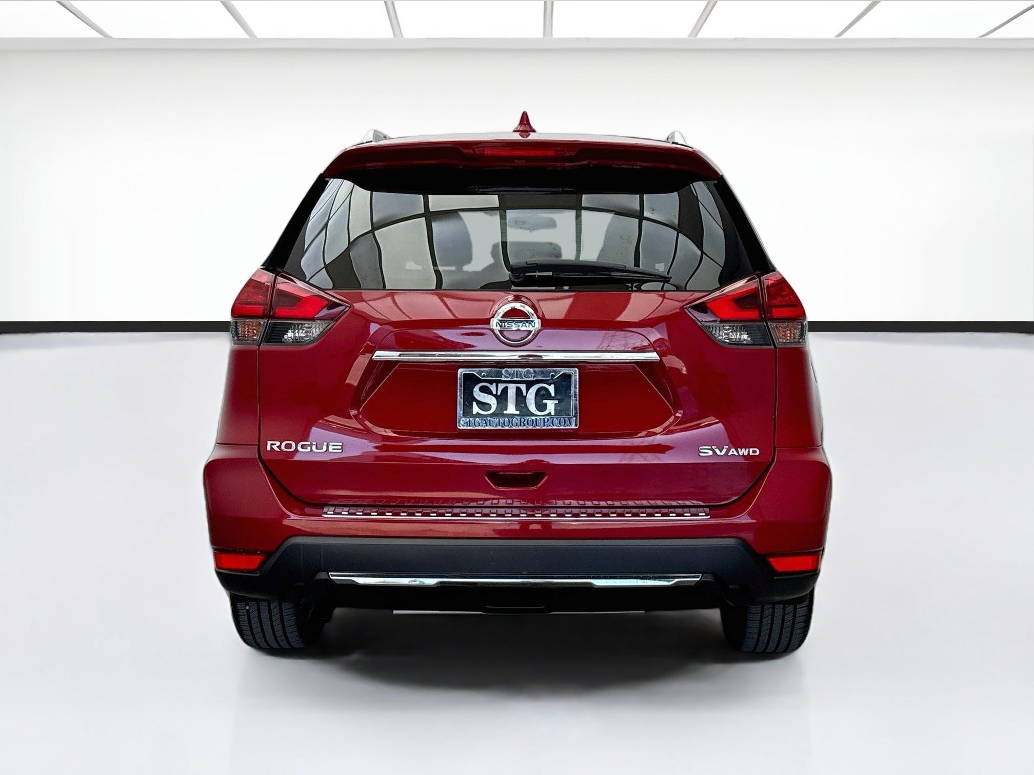 Used 2017 Nissan Rogue SV w/ SV Family Package AWD/4WD image 5