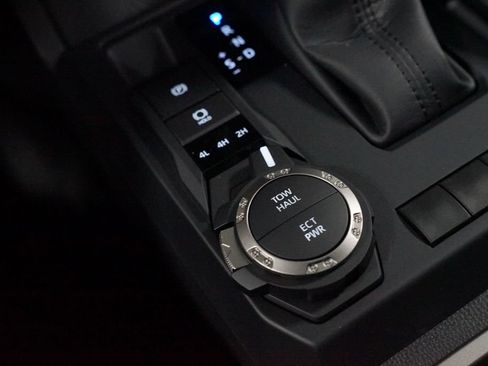 New 2026 Toyota Tacoma SR5 AWD/4WD image 24